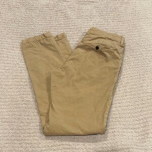 Men’s American Eagle khaki pants